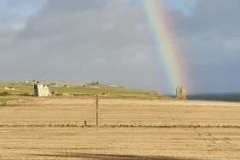Gilly-Begg-Rainbow-over-Keiss-Castle